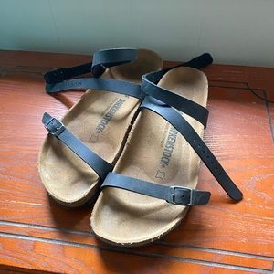 Birkenstock Daloa oiled leather sandals